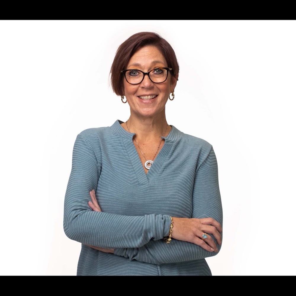 Meet your Posher, Joy